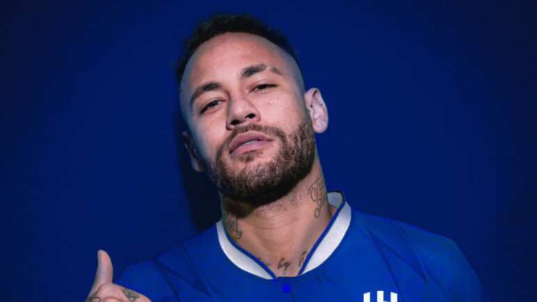 Neymar con la camiseta del Al Hilal