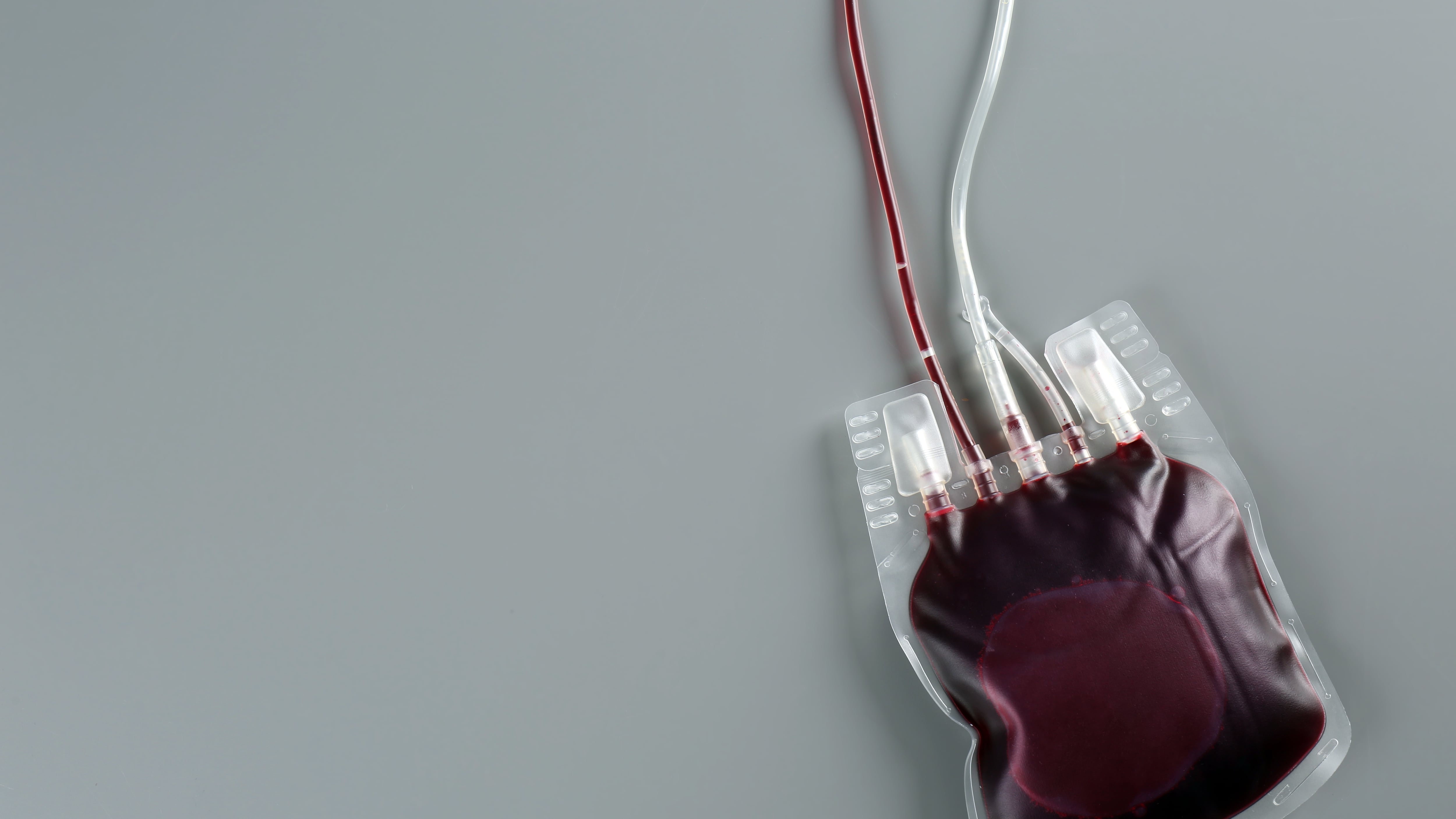 Ahora se permite la autotransfusión, pero se mantiene la prohibición entre personas