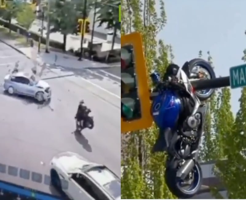 La motocicleta terminó suspendida sobre un semáforo tras el fuerte impacto registrado en Vancouver, Canadá.