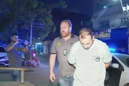 Así se recibió en prisión al anestesiólogo brasileño detenido por violación de mujer embarazada