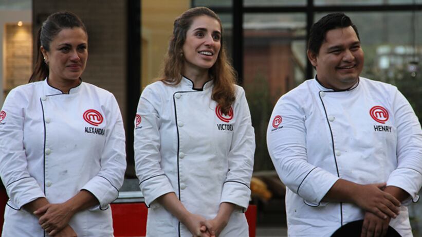 Alexandra, Victoria y Henry, en la final de MasterChef Ecuador