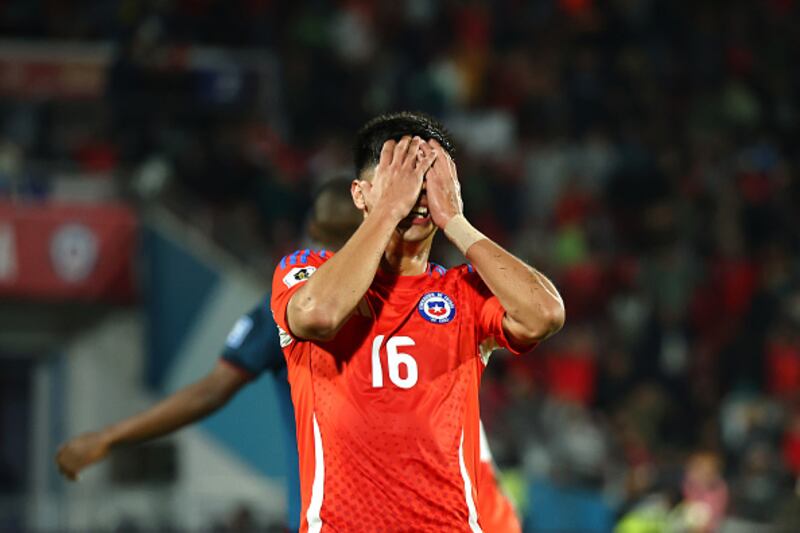 La cara de los chilenos después de quedarse, prácticamente, sin Mundial