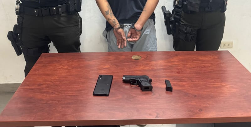 Ciudadanos capturan a delincuente tras violento asalto en el sur de Quito