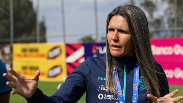 Emily Lima DT de Ecuador