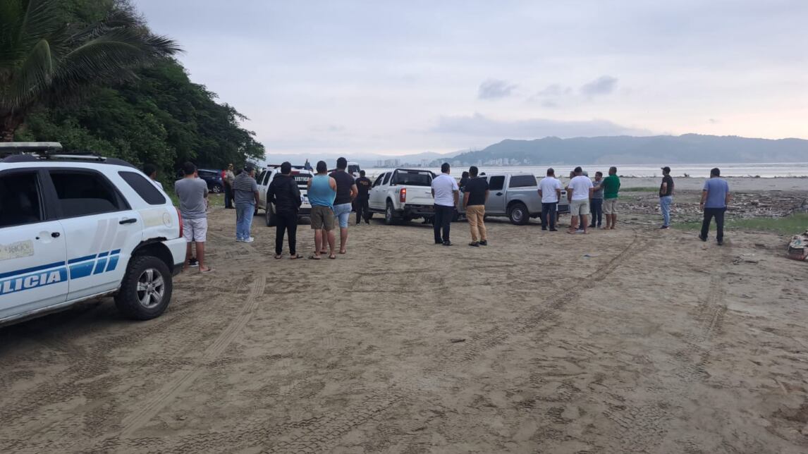 Lugar donde estaba el vehículo en el que asesinaron a García y a Loor