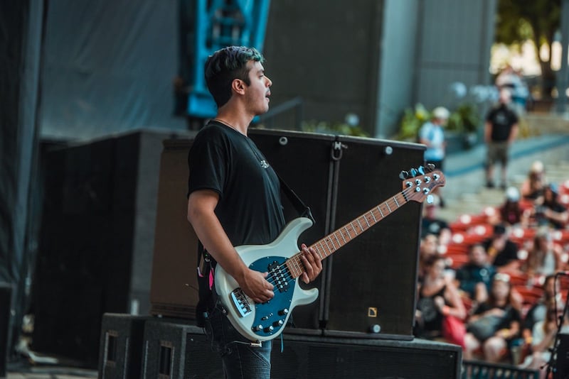 Juan Arguello: el talento ecuatoriano que conquista la música global