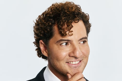 David Bisbal se viste de Crooner: “Eternos”, el álbum que redefine su leyenda y lo lleva de gira mundial