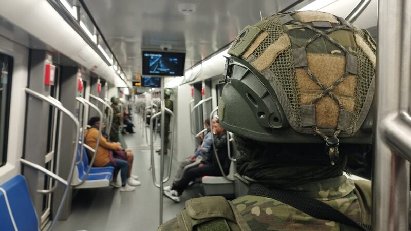 Metro de Quito está militarizado