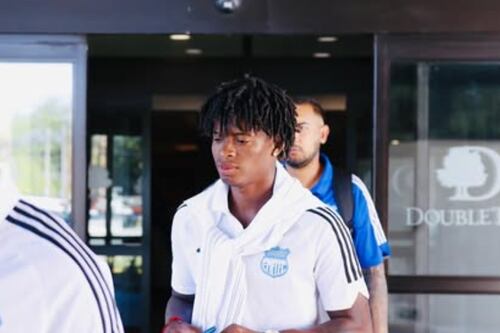 Secuestran a hijo y esposa de jugador de Emelec, el estado de Jackson Rodríguez