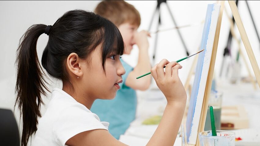 Los talleres de arte y pintura son gratuitos.