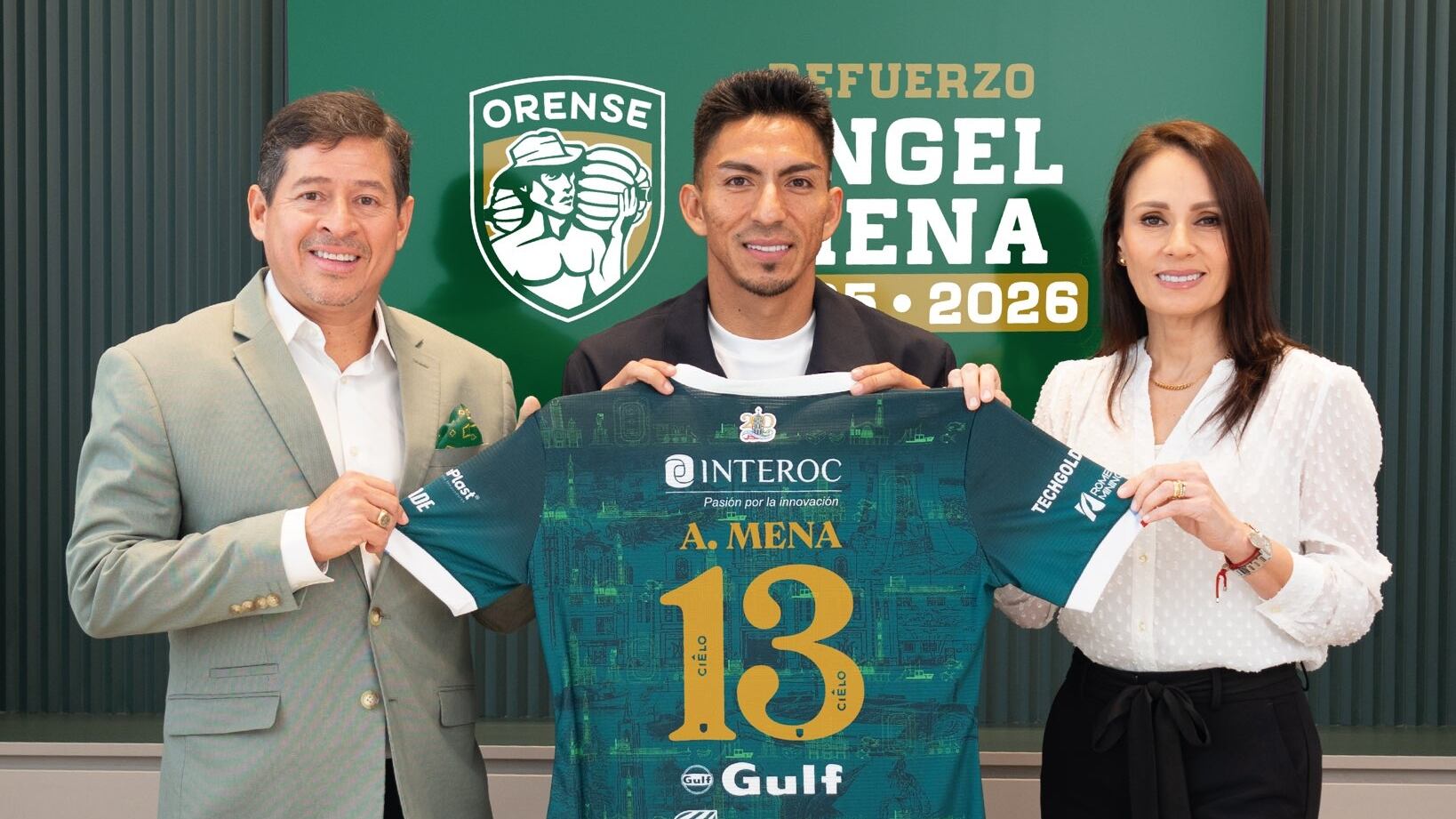 Ángel Mena al Orense de Machala