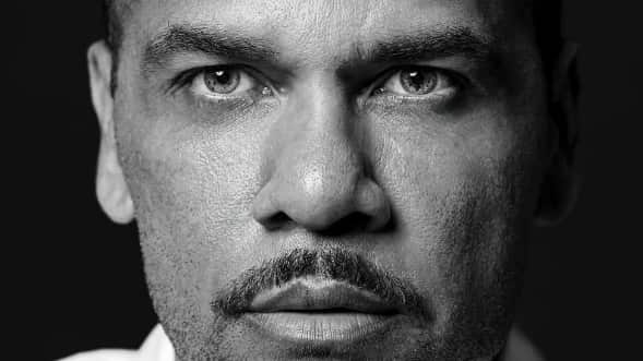 Dani Alves se volvió predicador de una iglesia.