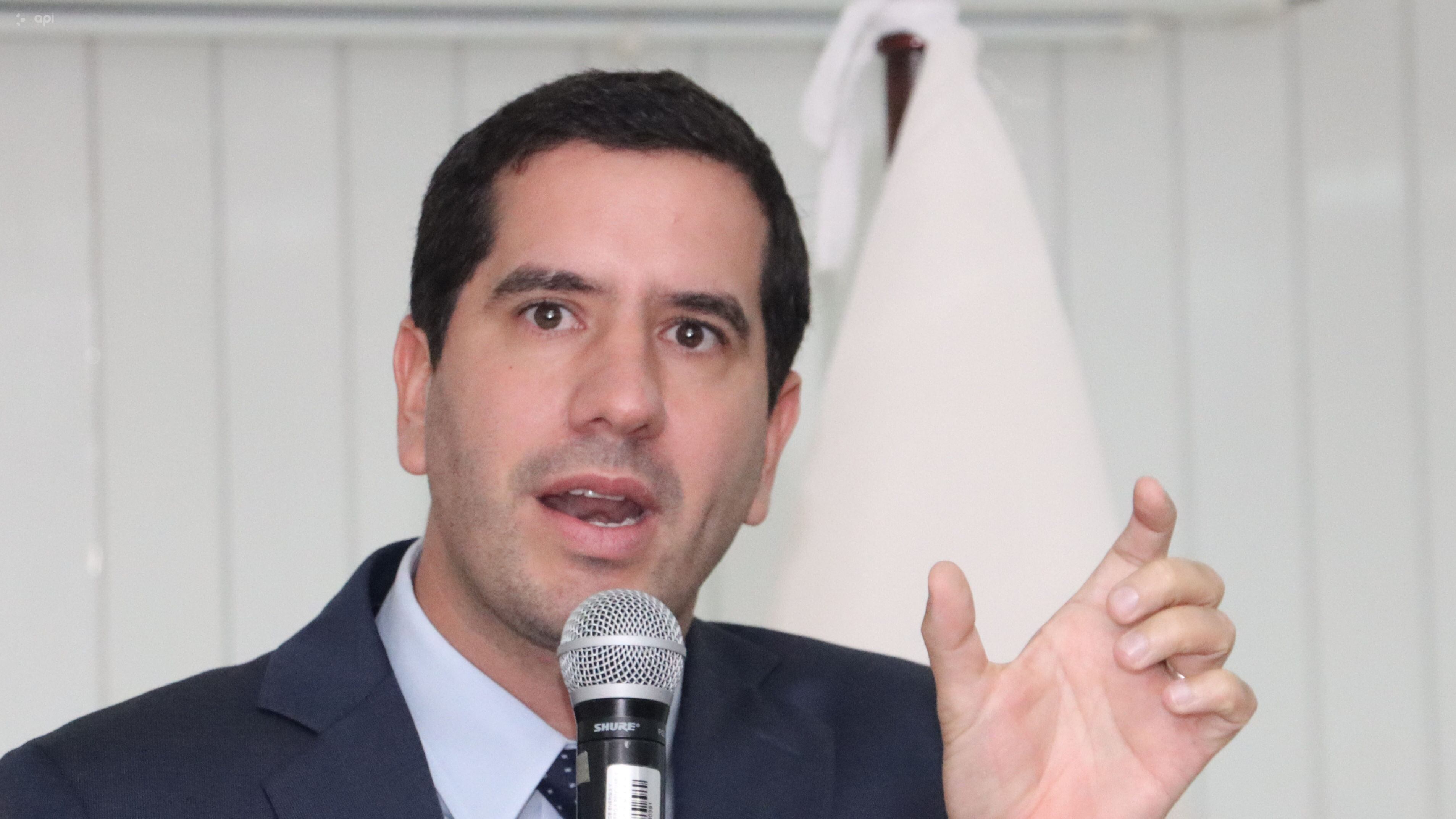 Roberto Luque señaló que ahora no tienen la respuesta de cuánto durará los apagones.