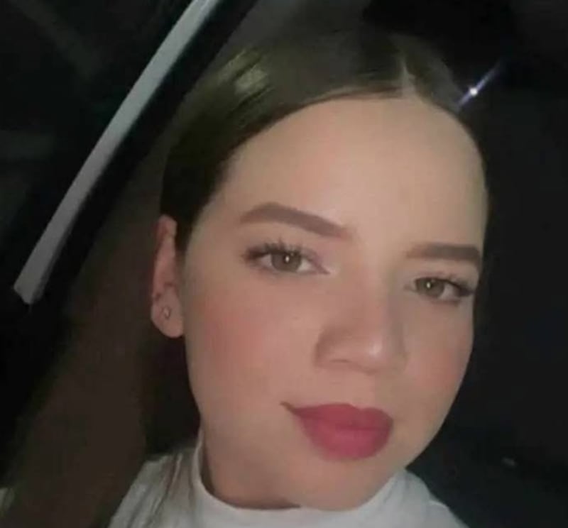 Desaparece una joven de 22 años y luego es hallada muerta en su vivienda