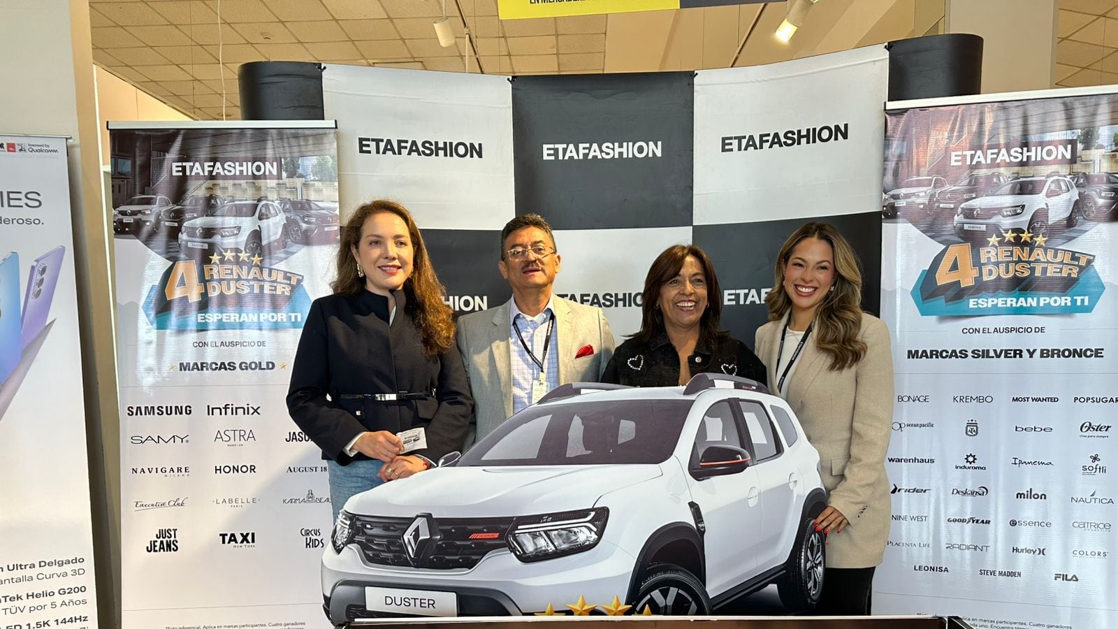 ETAFASHION anuncia al primer ganador del sorteo de 4 Renault Duster