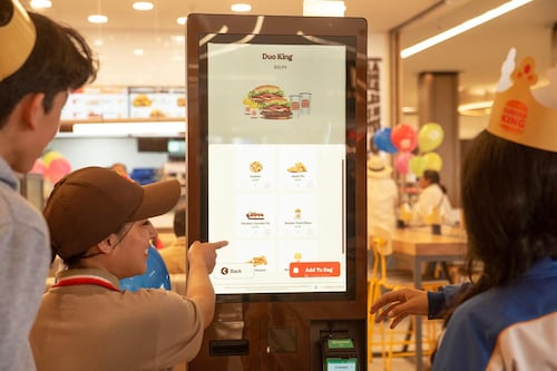 Burger King Ecuador lanza nueva App con cashback y kioskos digitales en sus restaurantes