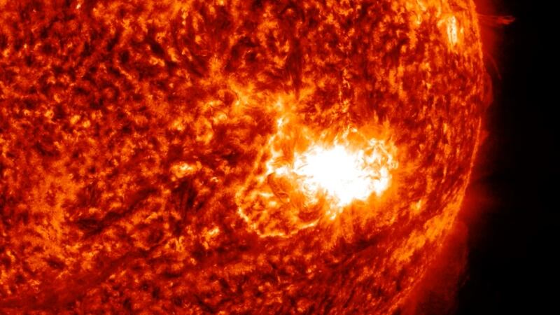 NASA / SDO and the AIA, EVE, and HMI science teams / helioviewer.org
