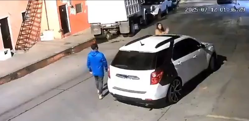 Mujer fue asesinada con un fusil por expareja