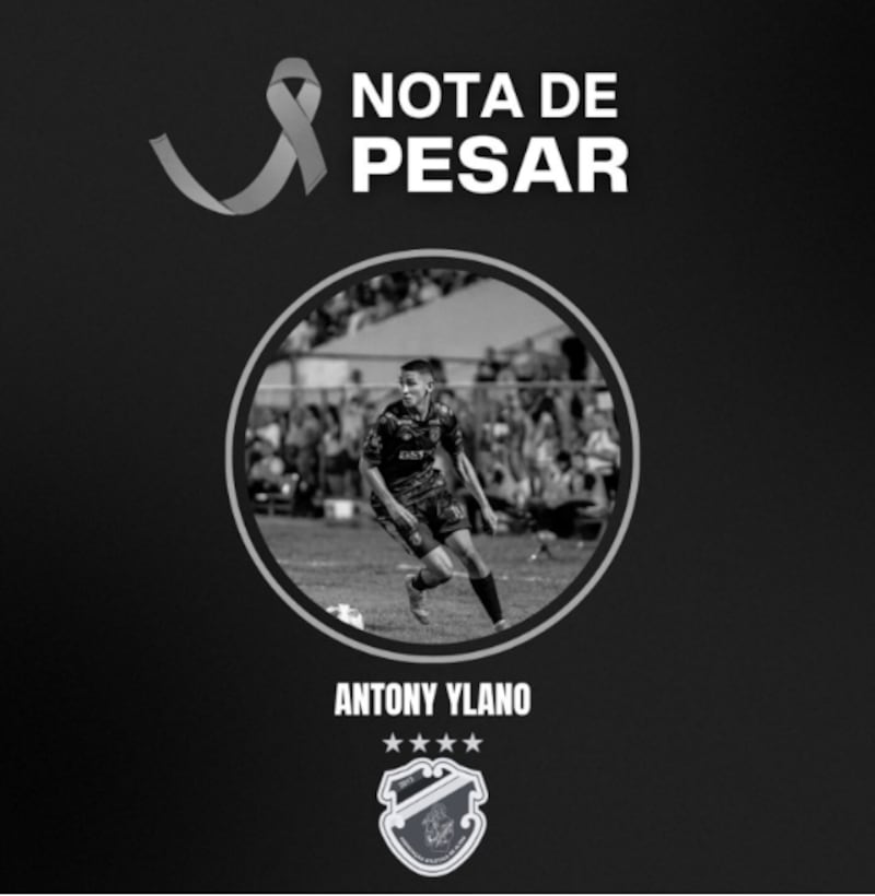 El joven futbolista Antony Ylano, de 20 años, murió al chocar su motocicleta contra una vaca en una carretera de Piauí, Brasil.