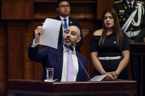 Asamblea admite a trámite juicio político contra presidente de la Judicatura
