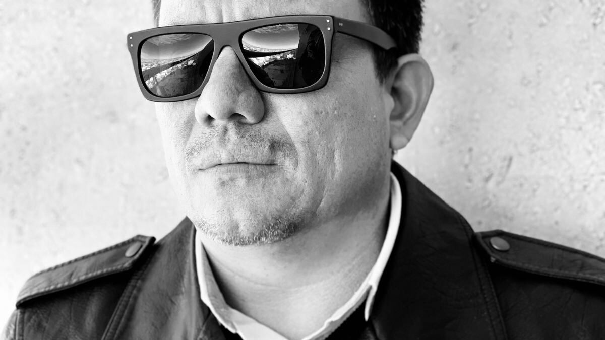 El venezolano José Mondragón gana fuerza en la industria musical de América Latina.