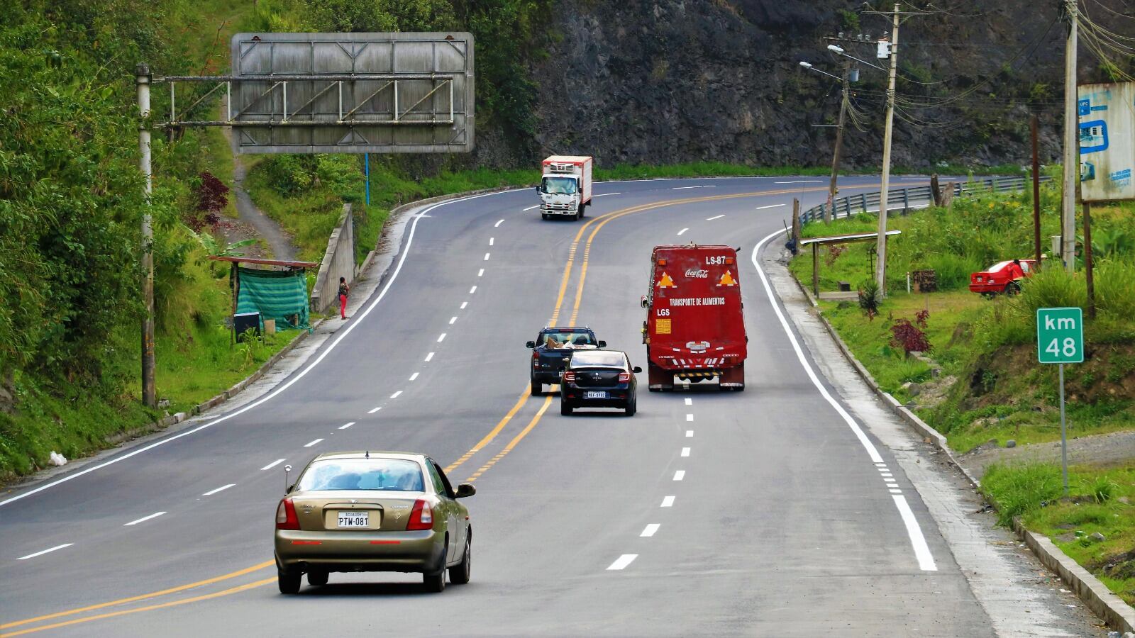 Vía Alóag - Santo Domingo