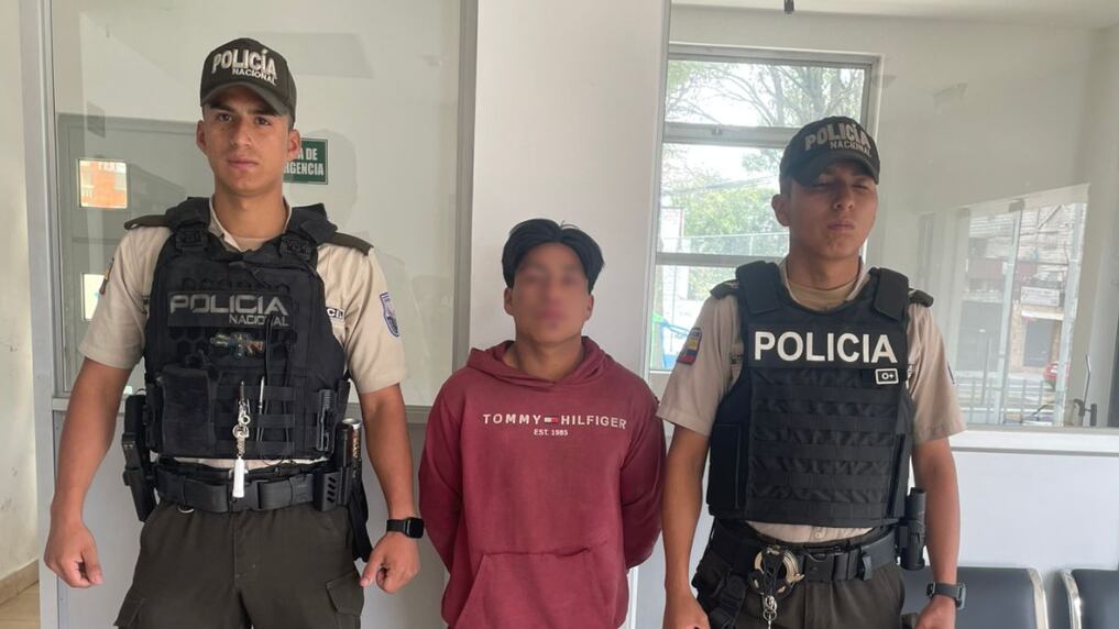 Joven apuñaló a un hombre en la vía pública en Solanda, al sur de Quito