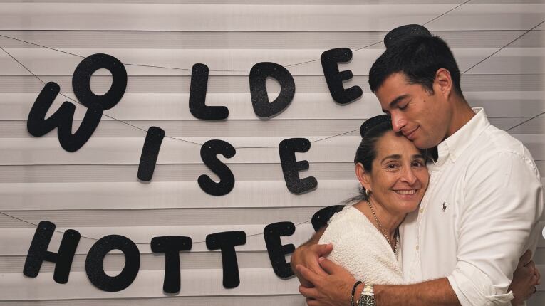 Daniel Carrera y su madre Elsita Huerta