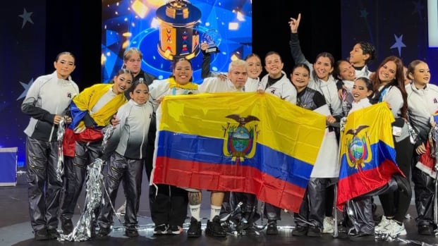 Ático Danzas obtuvo la medalla de oro en la International Cheerleading Cup (ICC)