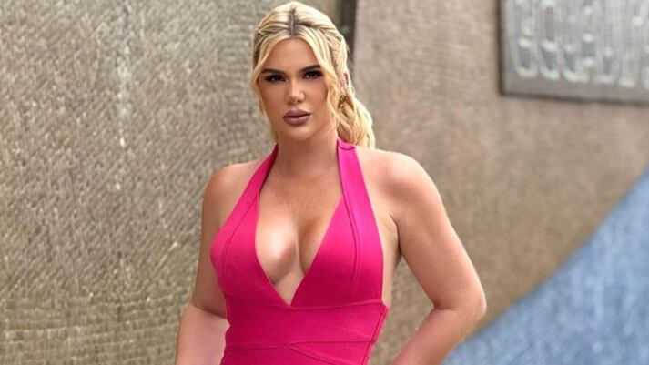 Carolina Jaume se desquitó con un niño en Carnaval.