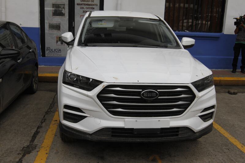 El auto en el que secuestraron a la víctima.