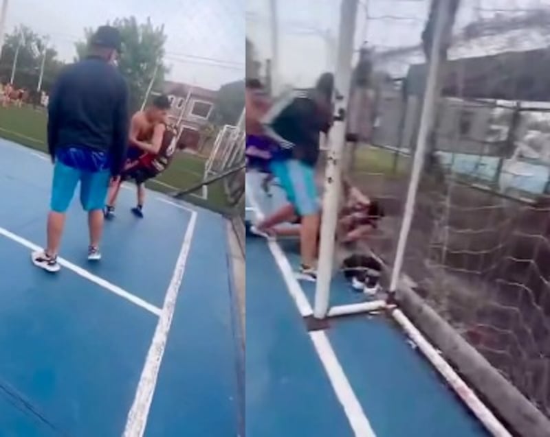 El ataque quedó grabado y muestra la patada que dejó inconsciente al adolescente.