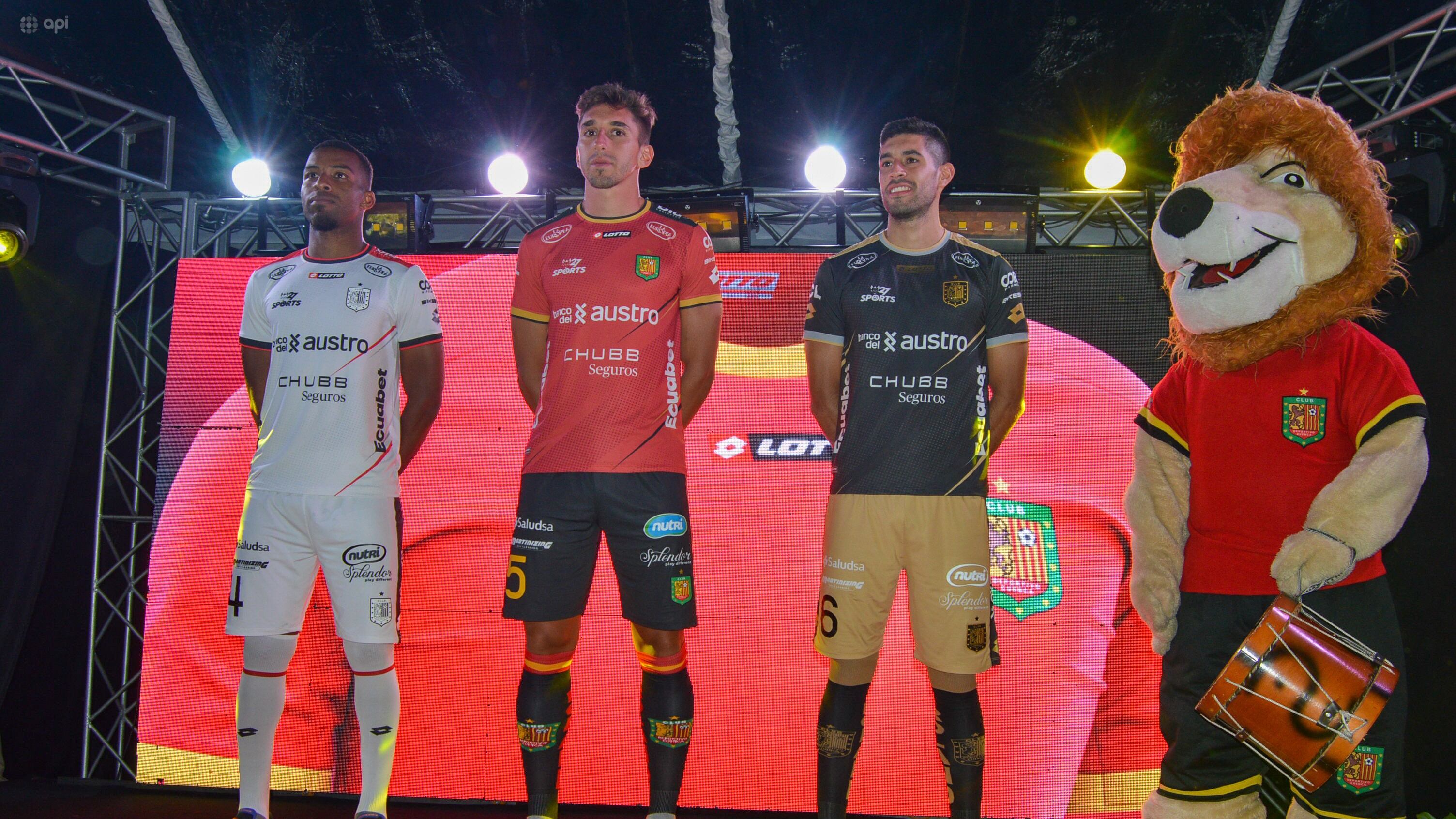 Deportivo Cuenca y su nueva camiseta