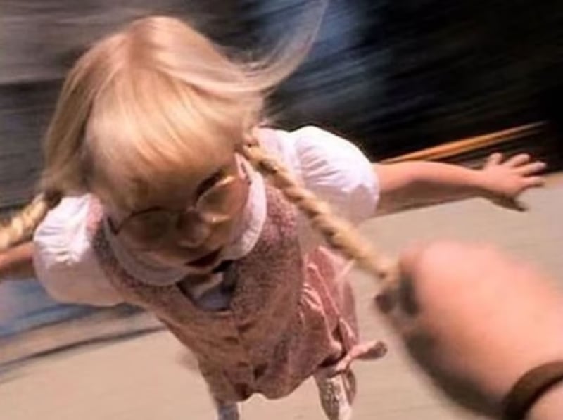 Amanda Thripp, la niña de las trenzas en ‘Matilda’