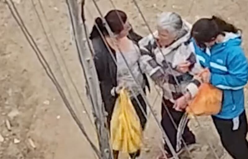 maltrato de mujer de 80 años en Bogotá