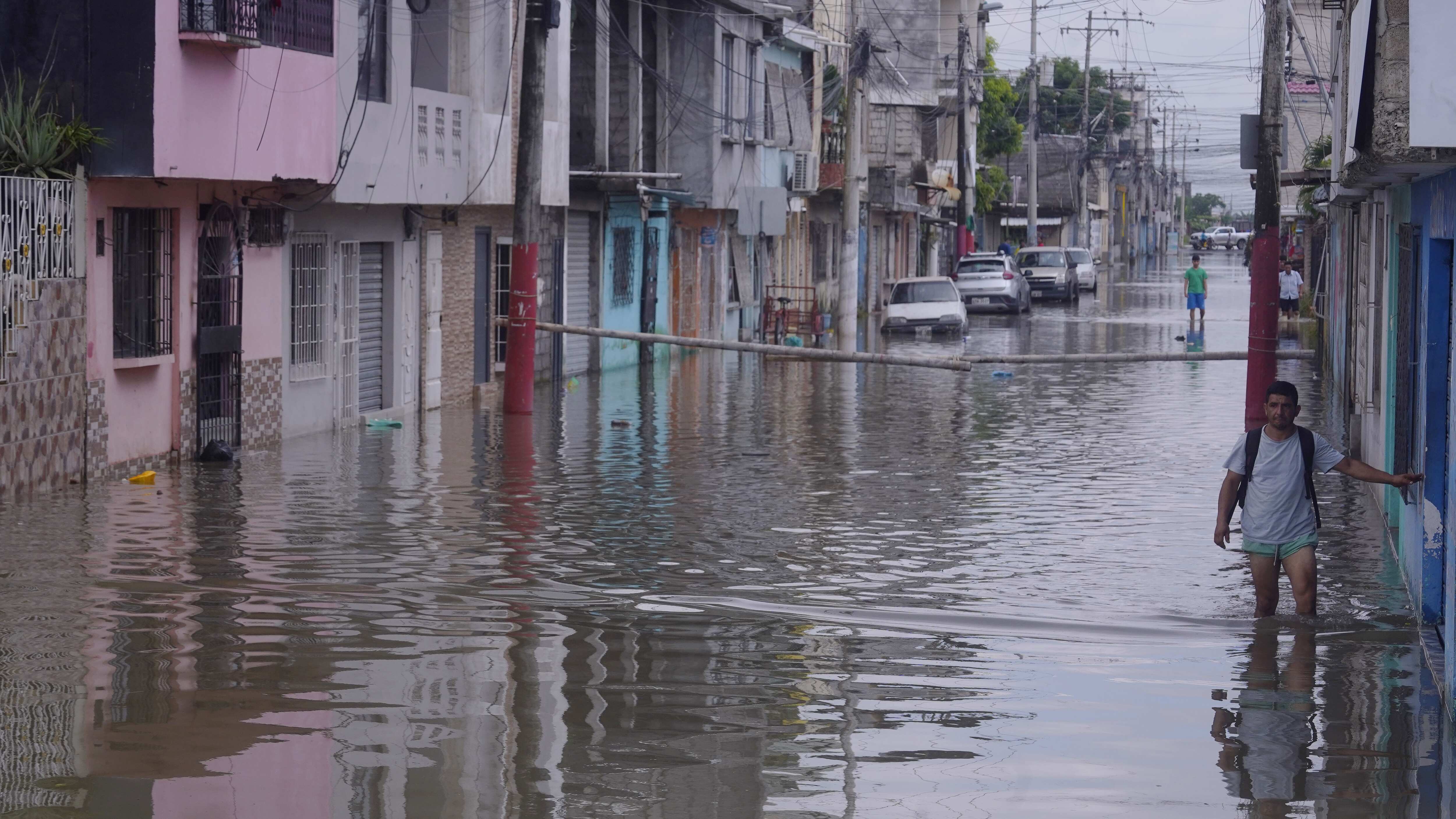 GYE-INUNDACIONES DURAN