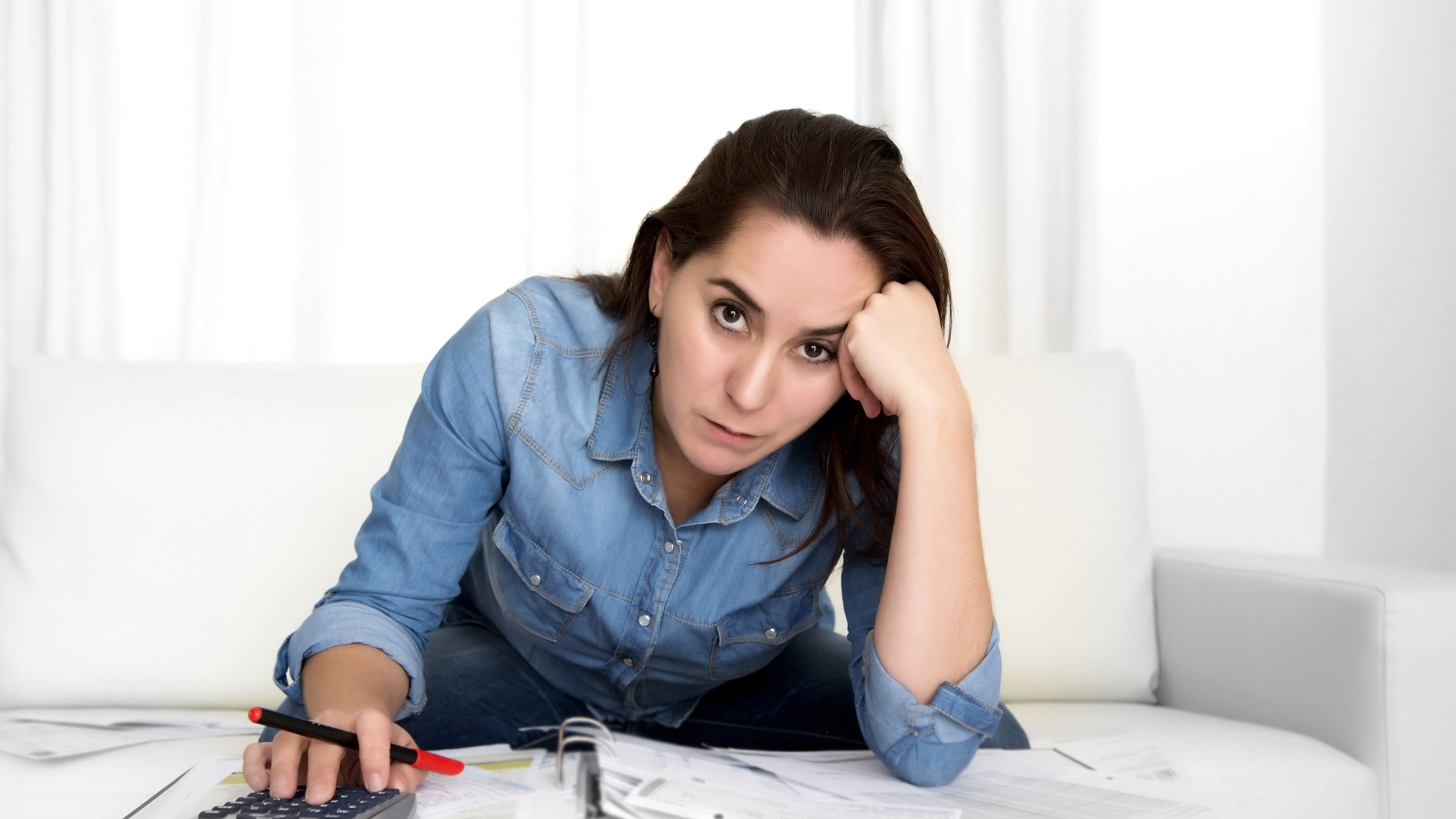 Casi 30% de los adultos mexicanos tiene una nota negativa en el Buró de Crédito por ser aval de un conocido, revelan las encuestas.