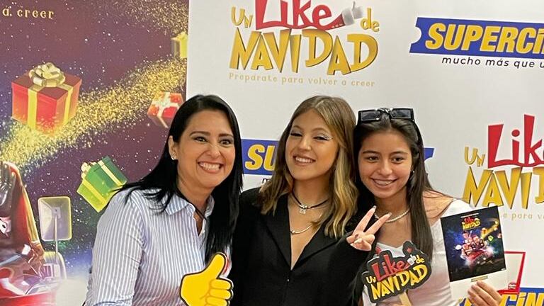 “Un like de Navidad” dirigida por Boris Quercia