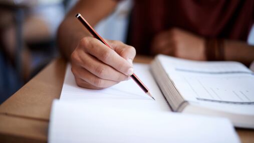 Robo de kits escolares