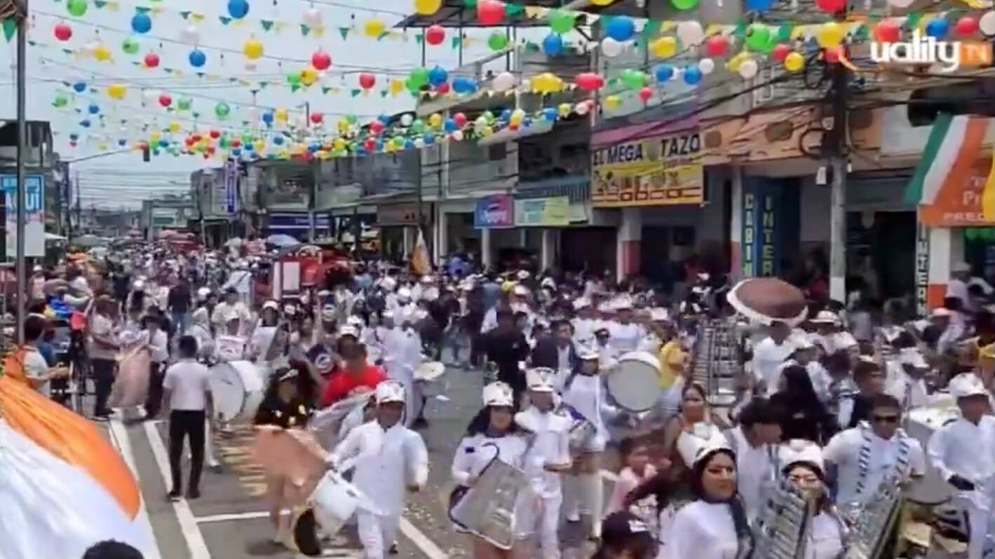 Lo que se sabe de disparos durante desfile en Naranjito