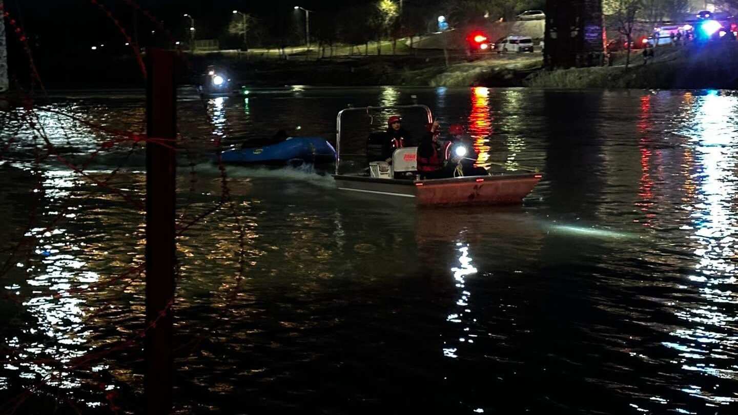 Inmigrantes ecuatorianos rescatados en Texas