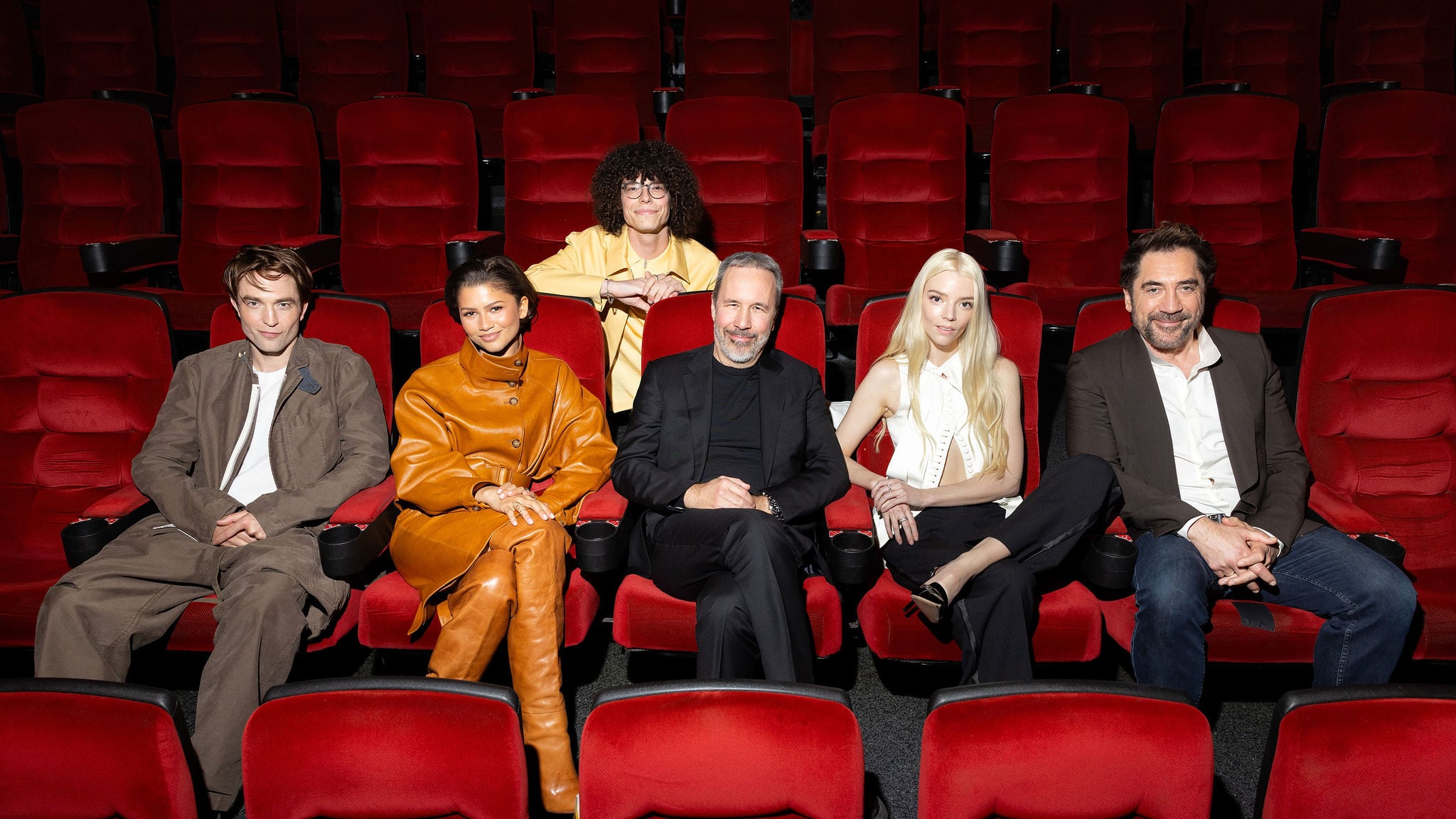 Zendaya, Robert Pattinson, Javier Bardem y Anya Taylor-Joy, protagonistas de 'Dune: Parte Tres', y el director Denis Belleneuve, comparten anécdotas sobre Dune: Parte Tres. Foto: Warner Bros.