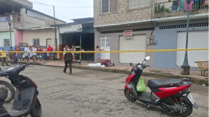 Crimen afuera de una escuela en Quevedo