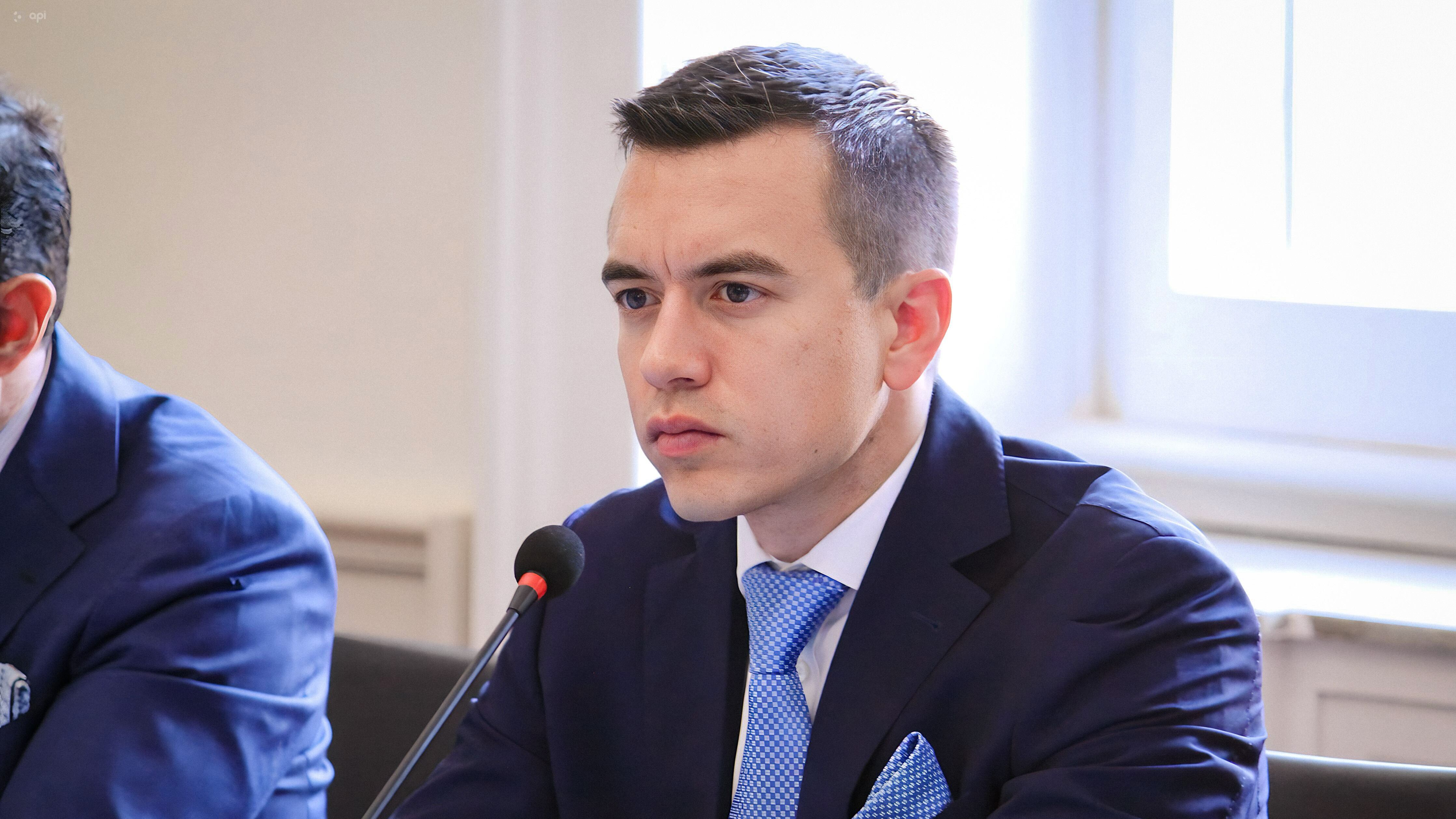 El presidente electo Daniel Noboa mantuvo una reunión con la secretaria general del Intituto Italo - Latinoamericano, Antonella Cavallani en Roma. Fotos: Cortesia/Prensa Daniel Noboa