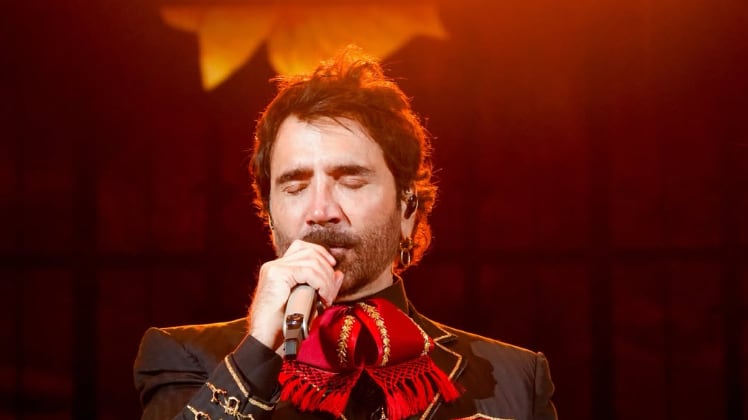 Alejandro Fernández cantará en la inauguración del Mundial.