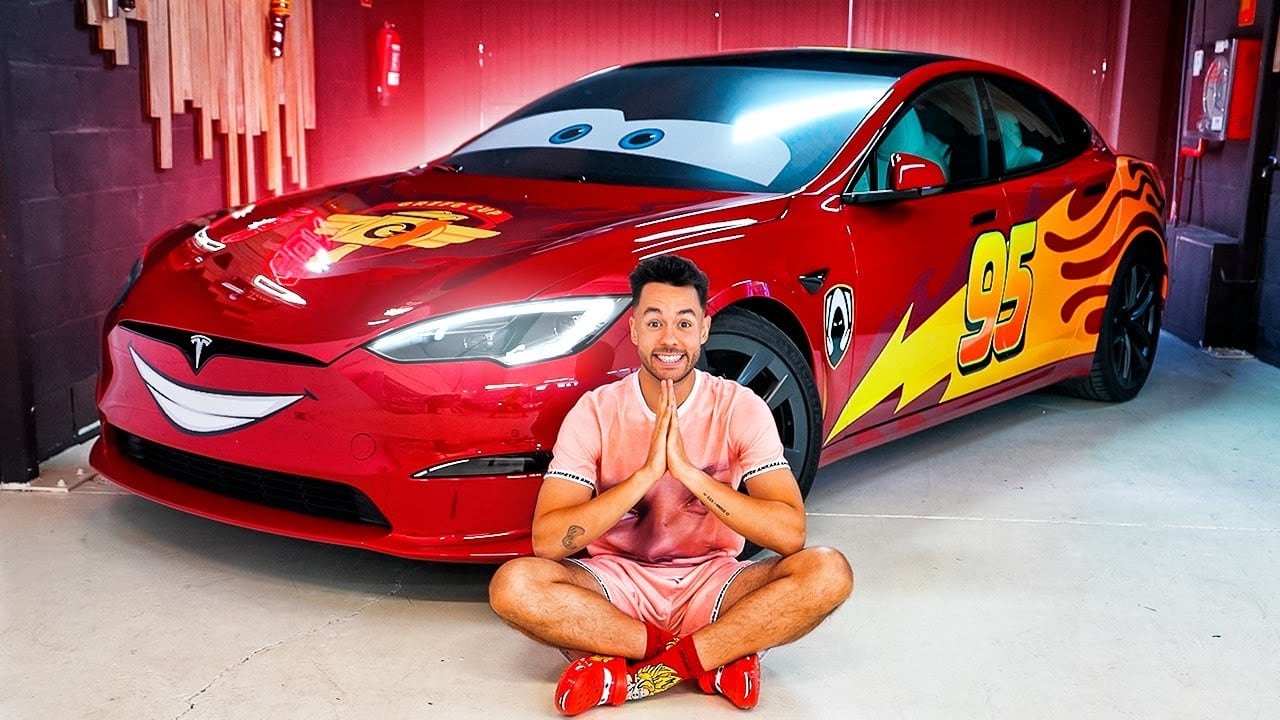 TheGrefg sorteó su Tesla de Rayo McQueen