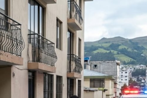 Hombre cayó de una terraza tras presuntamente tratar de robar una casa, en Quito