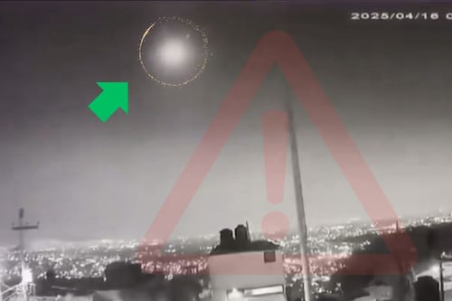 ¿Cayó un meteorito en México? Reportan fuerte estruendo y destello