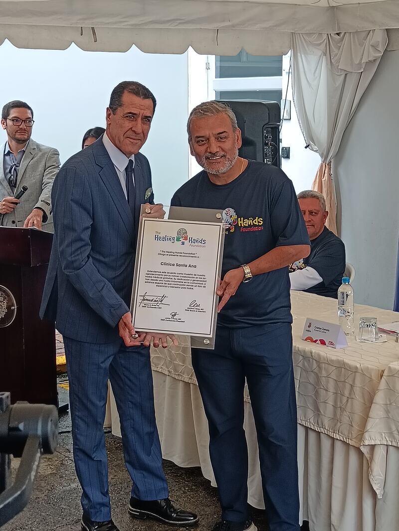 The Healing Hands Foundation cuenta con el apoyo de Clínica Santa Ana