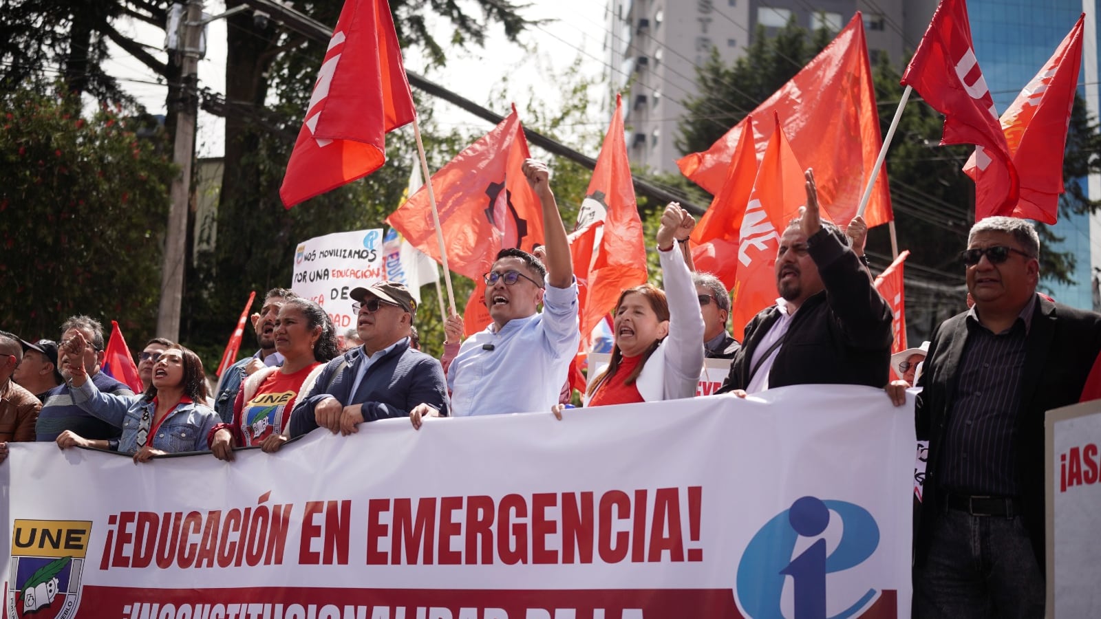 UNE denuncia despidos en el Ministerio de Educación y anuncia movilizaciones en defensa del empleo público